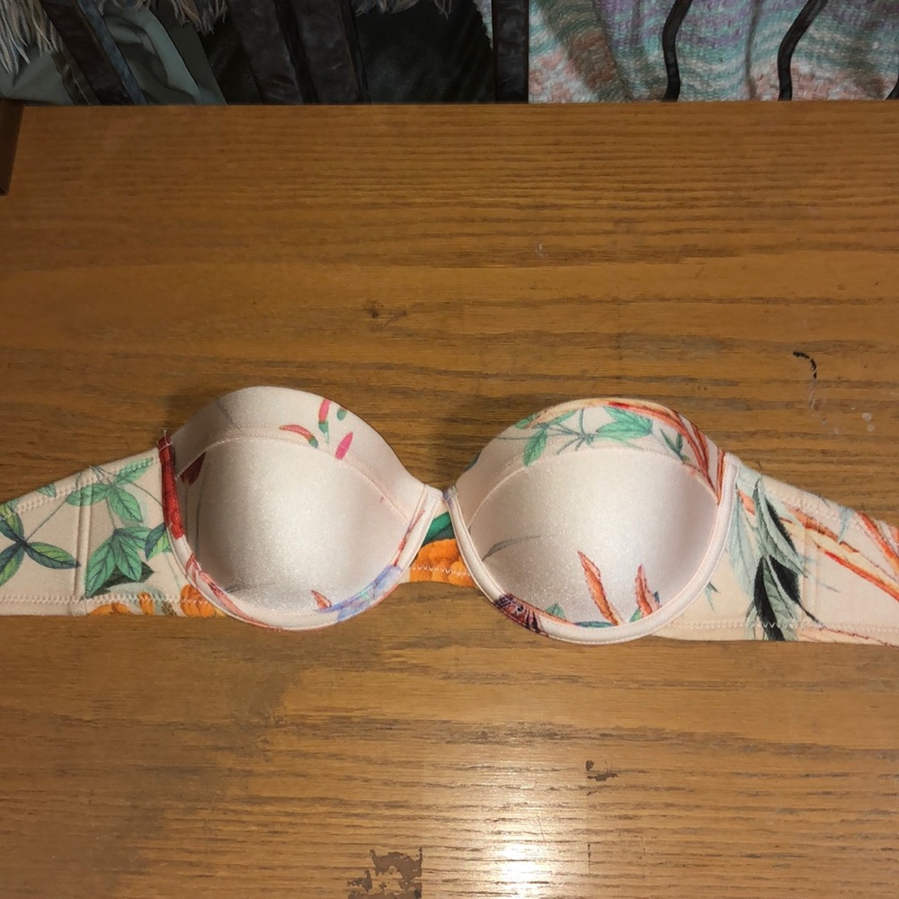 Triangl Flower Pattern Bikini Top - image 1